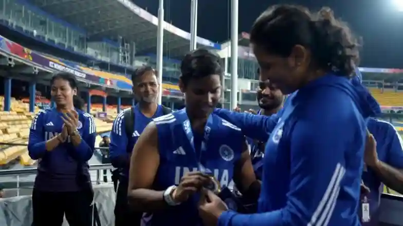 Deepti Sharma Gets Best Fielder Medal (Photo Credit: X/@BCCIWomen)