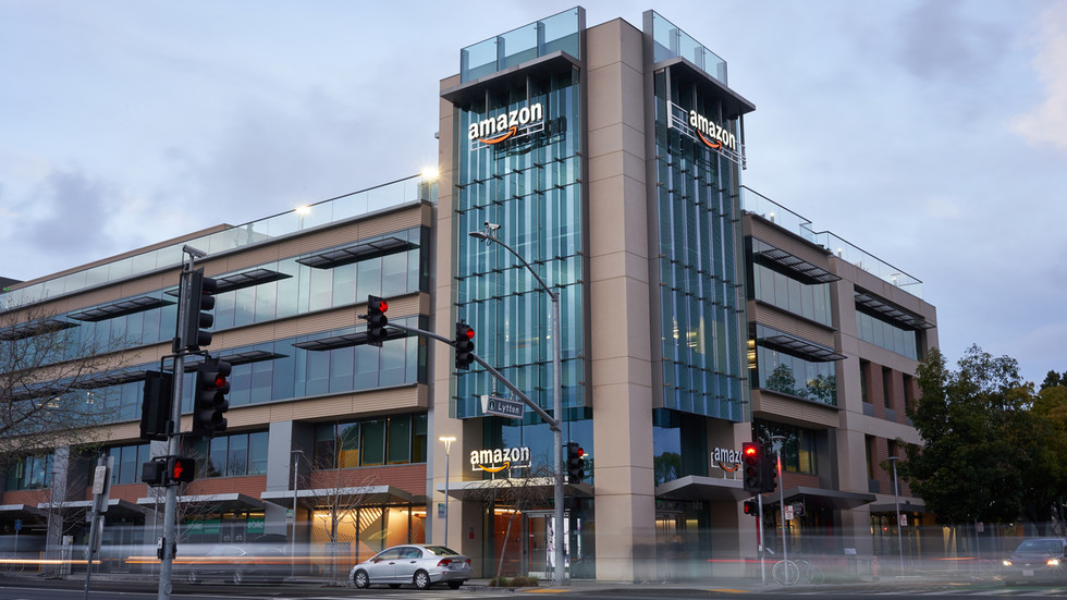 FILE PHOTO: An Amazon office building in Palo Alto, California, USA. ©  hapabapa