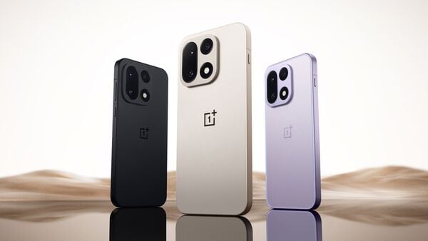 OnePlus 15 comes in three colour variants