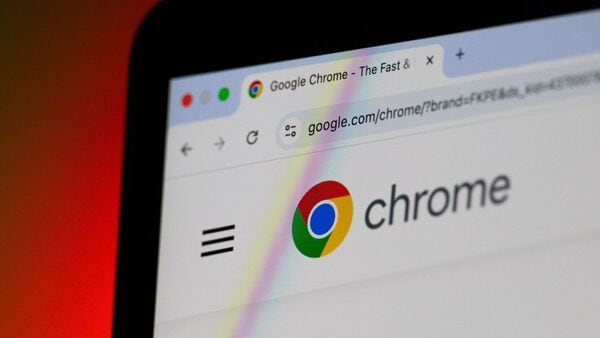 Google Chrome’s new auto-revocation feature will mute website notifications that users rarely interact with, helping cut down on digital clutter. Photographer: Andrey Rudakov/Bloomberg
