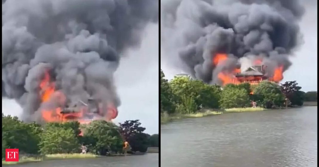 The Edisto Beach home of South Carolina Circuit Court judge Diane Goodstein went up in flames.