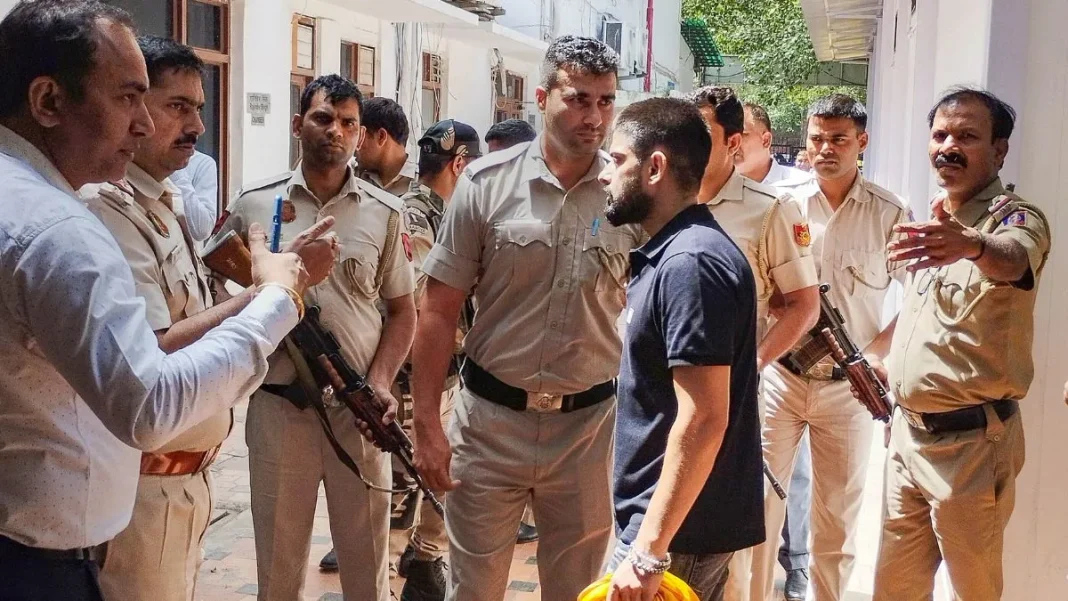 Fateh Portugal, associated with the Lawrence gang, posted that shootings were ordered at several locations linked with a man named Navi Teshi.