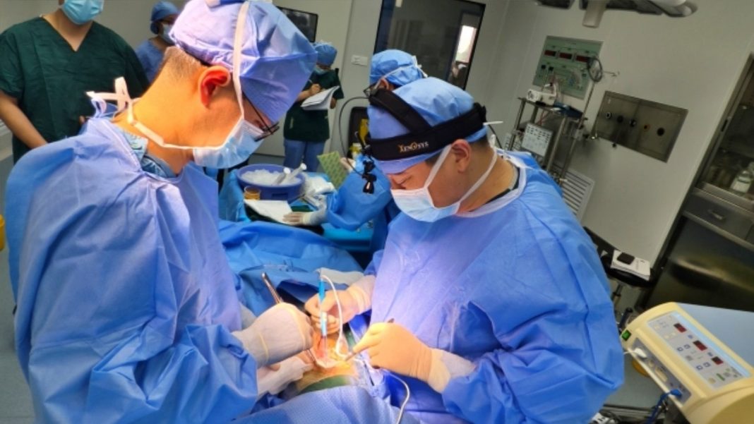 The patient suffered from an unresectable tumour in the right lobe of his liver.