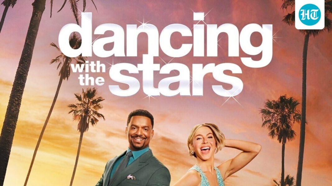 Dancing with the Stars season 34 co hosts Alfonso Ribeiro and Julianne Hough.