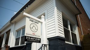 The average rate on the 15-year fixed mortgage fell to 5.52%. (Joe Lamberti/Bloomberg via Getty Images / Getty Images)