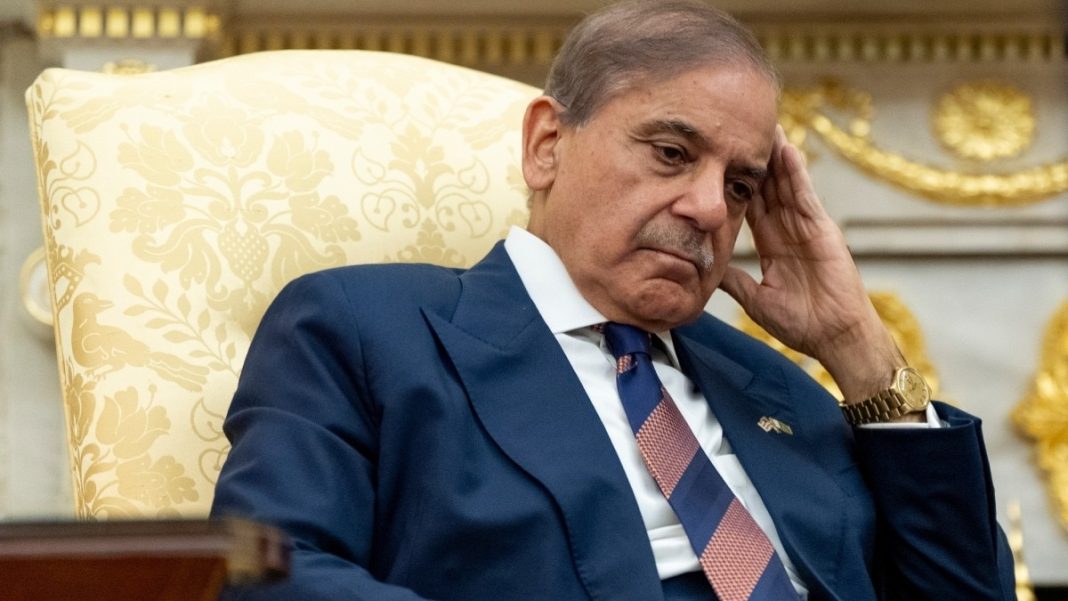 Pakistan's total public debt reached USD 286.832 billion as of June 2025.