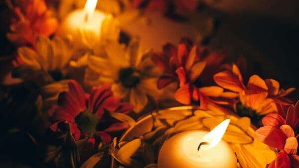 Credit score mistakes people make during festive shopping and how to avoid them