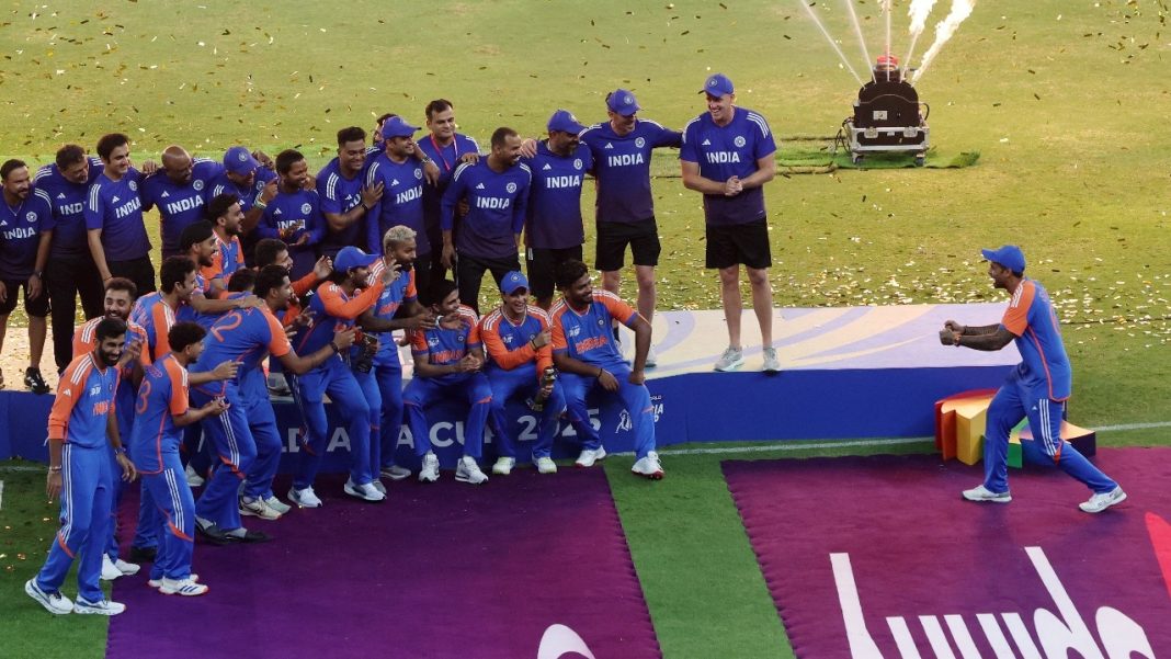 Suryakumar celebrated with the team without the title (Courtesy: Reuters)