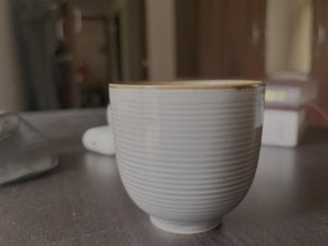 Picture shot on iPhone Air’s main camera — f/1.6, 1/60 sec, ISO 400,