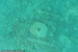 Traces of a lost city at relatively shallow depths have been discovered by archeologists beneath Lake Issyk-Kul in Kyrgyzstan