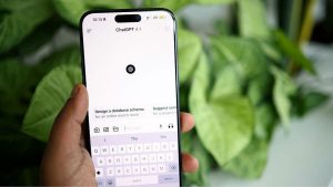 Clones hide spyware that can access messages, passwords and contacts. (Kurt "CyberGuy" Knutsson)