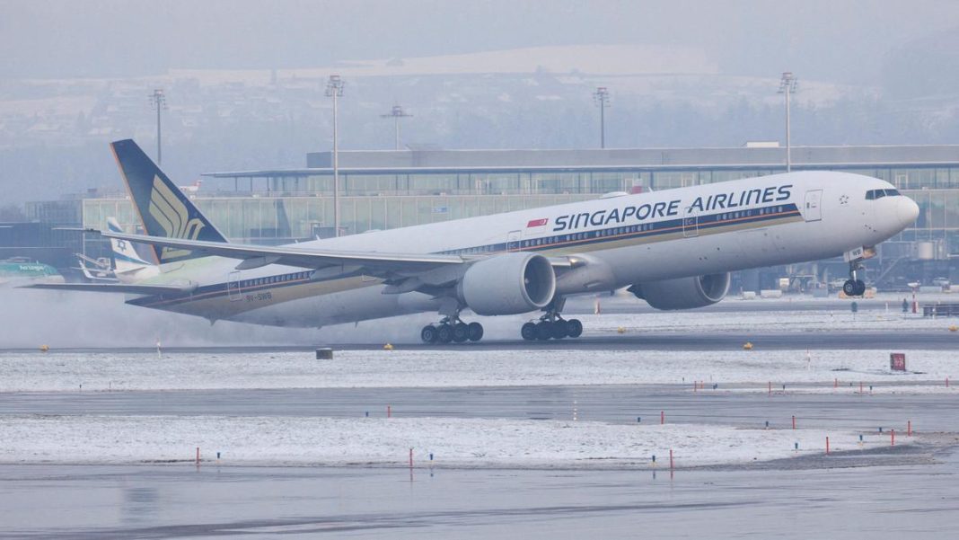 The Singapore Airlines Group, which has 25.1% stake in the Air India Group, reiterated its support for the latter. File | Photo Credit: Reuters