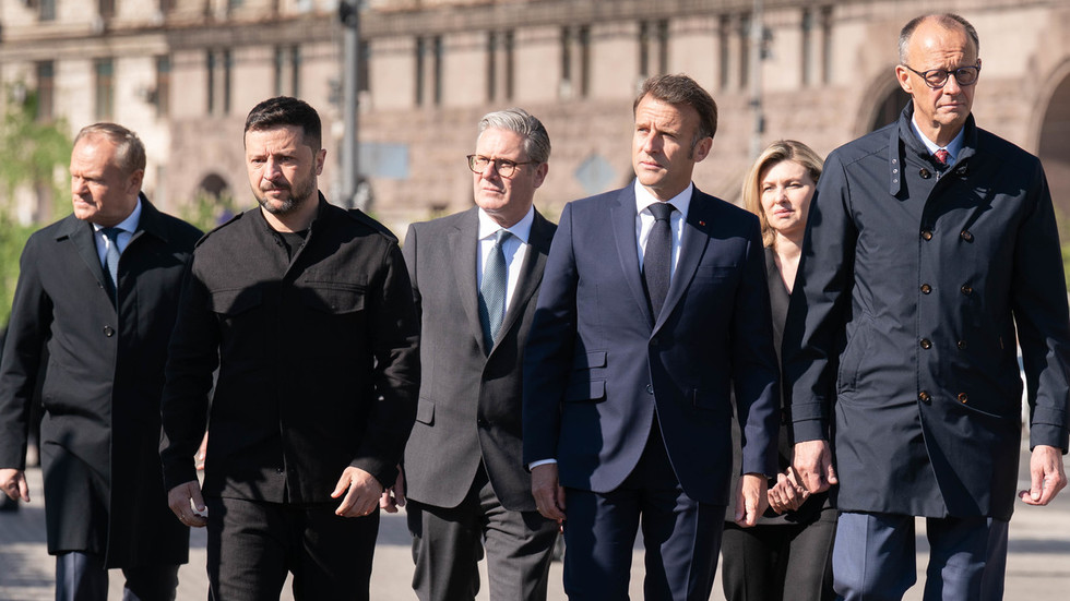 FILE PHOTO: Vladimir Zelensky and European leaders on May 10, 2025 in Kiev, Ukraine. ©  Stefan Rousseau - WPA Pool/Getty Images