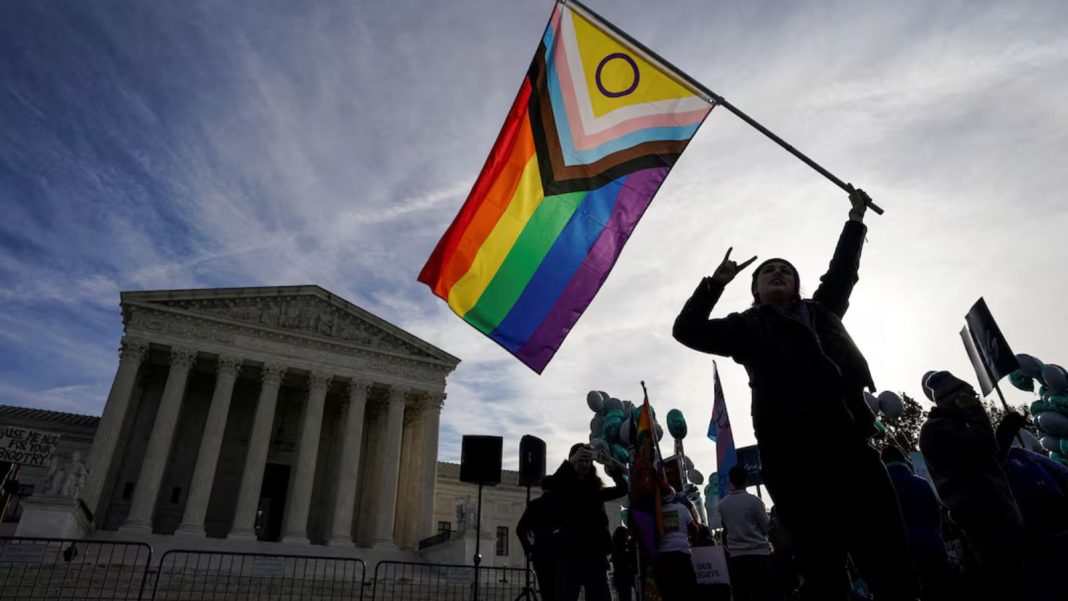 The US Supreme Court, which has a 6-3 conservative majority, without comment, turned away the appeal in the 2015 Obergefell v. Hodges ruling. (Photo: Reuters)