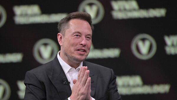 Musk accuses Apple and OpenAI of monopolising smartphone and AI markets, alleging antitrust violations due to preferential treatment for ChatGPT on Apple devices.