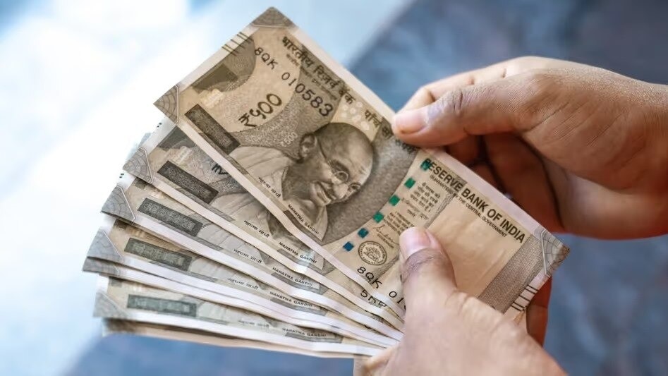 The government consolidated 29 existing labour laws, including the one concerning gratuity payment, into four simplified labour codes. (Image for representation)