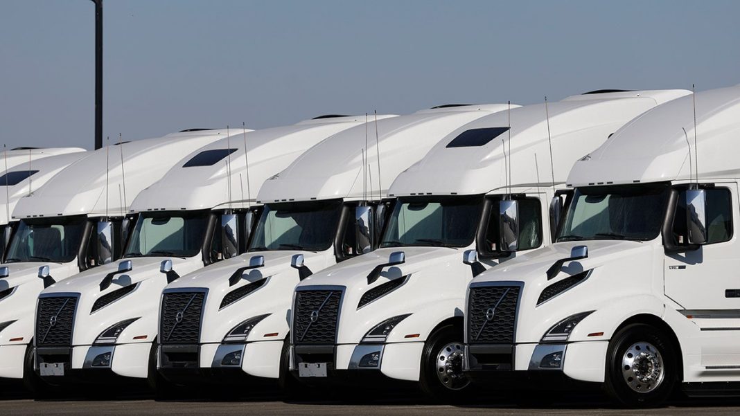 Waabi integrates its Waabi Driver with Volvo’s VNL Autonomous, signaling a push toward safe, scalable Level 4 trucking.