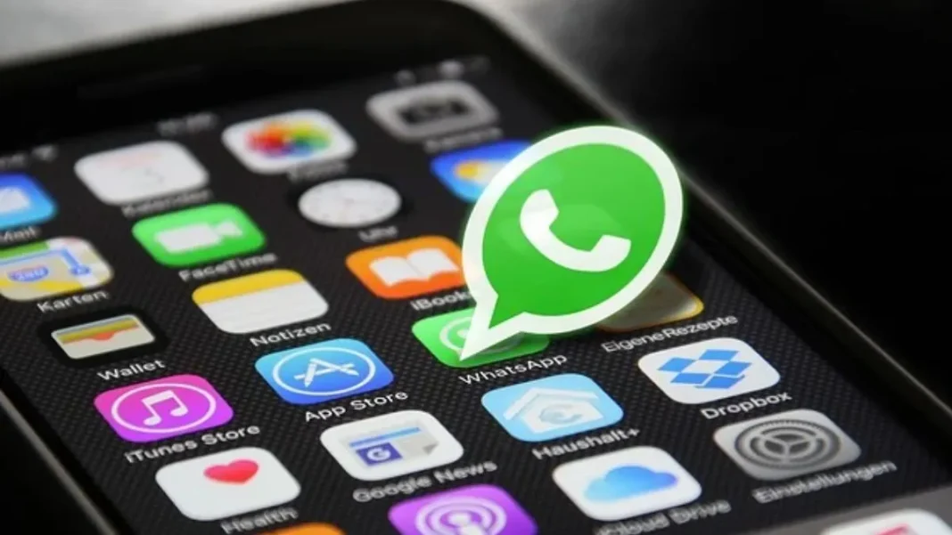 WhatsApp faces possible ban in Russia as regulator issues stern warning