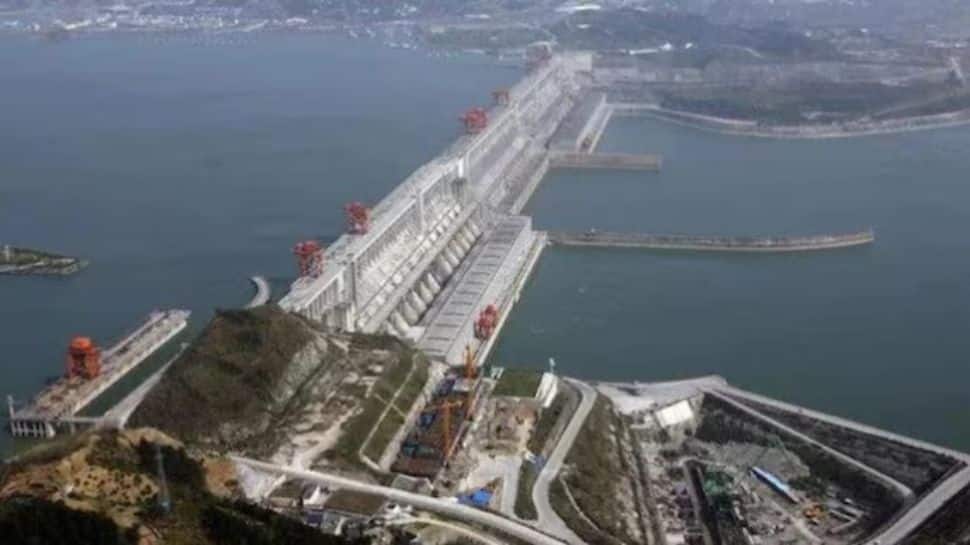 The proposed mega dam will have 3 times the capacity of the Three Gorges Dam, which can be seen in the pic above. (Photo: Reuters)
