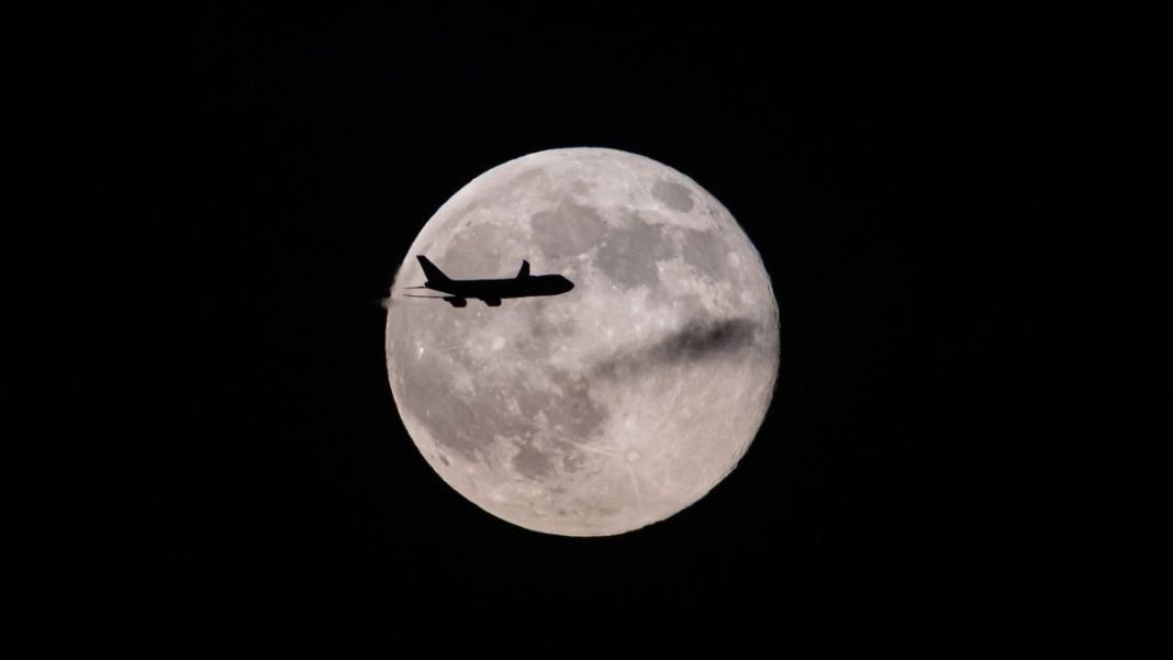 The December supermoon will be second-biggest and second-brightest supermoon of the year. The November supermoon (in the picture), known as the Beaver Moon, was the brightest and biggest of the year. (Photo: AP)