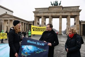 German Environment Minister visits an event welcoming the UN High Seas Protection Agreement. (Photo: Reuters)