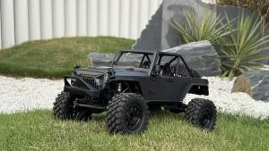 If you admire the Jeep or the Thar, the H12Y is bound to catch your attention. With its metal body construction, it delivers an impressively authentic look and feel.