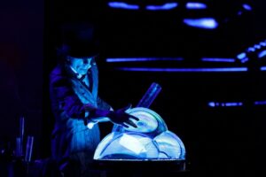A scientist in Ireland showcase a display about the science and structure of water. (Photo: Reuters)