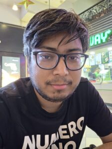 Samsung Galaxy S26 front camera (Amit Rahi - HT)