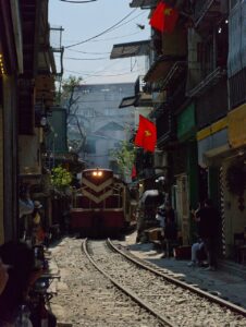 I mostly underexposed while shooting with the Xiaomi 17 Ultra. (Shaurya Sharma)