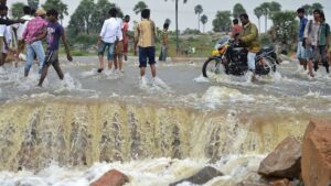 In Hyderabad, the IMD has issued a yellow alert for thunderstorms accompanied by lightning and gusty winds reaching up to 50 kmph this Sunday. (Photo: Reuters)