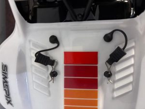 A closer look at the bonnet reveals old-school body clips. We prefer these over built-in clips or magnets as they offer better body-to-chassis integrity.