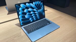 Apple MacBook Air M5