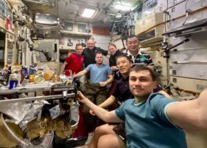 Mike Fincke, his Crew-11 colleagues and Expedition 74 astronauts before the splashdown of the SpaceX Crew-11 team on January 15, 2026, off the coast of San Diego, marking the first medical evacuation in the International Space Station's 25-year history. (Photo: Instagram/@astroironmike)