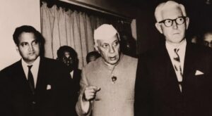 Pandit Jawaharlal Nehru visits MUSCO factory (1962)