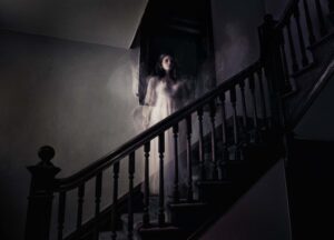 There is something deeply unsettling about walking into a room and feeling, for no apparent reason, a creeping sense of dread. (Photo: Getty)